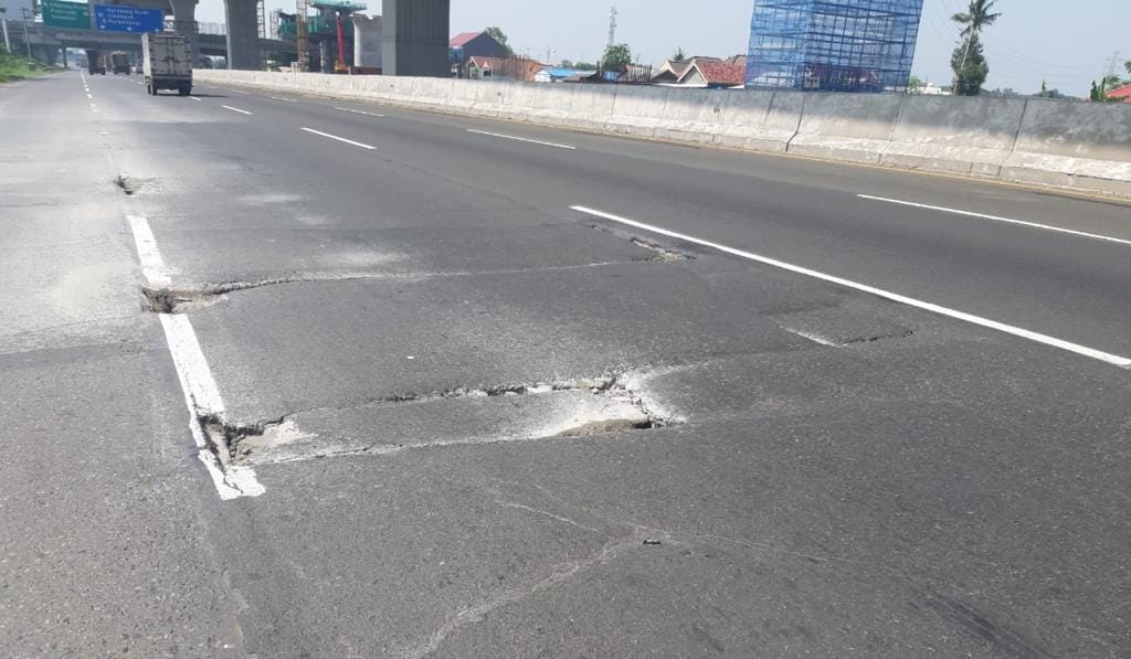 Antisipasi Perjalanan,Rekonstruksi Rigid Pavement Kembali Di Lakukan