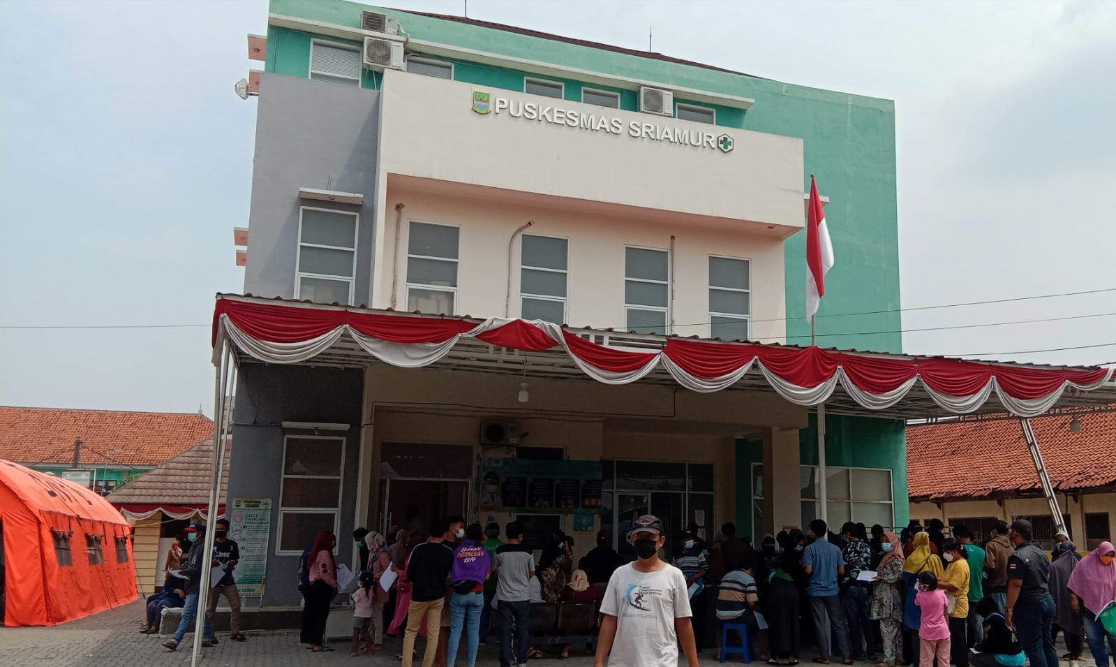 Penyelenggaraan Vaksinasi Puskesmas Sriamur Langgar Prokes