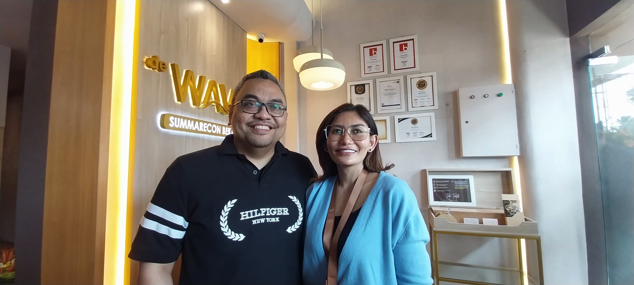 Owner deWave Bekasi, Andhika dan Rica Andhika
