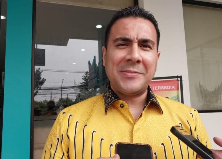 Nofel Janjikan Warga Bekasi Sekolah Kedokteran Gratis