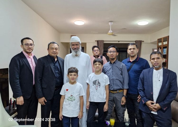 UBN dan Zakir Naik Bertemu, Bahas Rencana Dakwah di Indonesia?