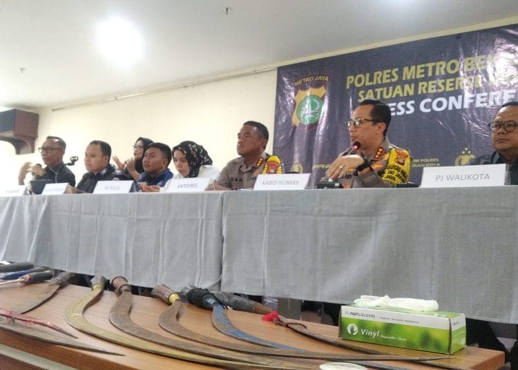 Polisi Pastikan 7 Jenazah di Kali Bekasi Tewas karena Tenggelam