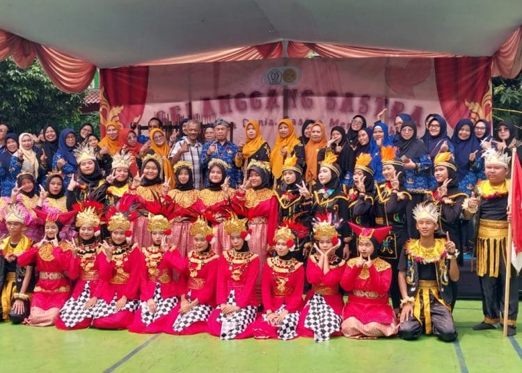 Semangat Sumpah Pemuda Menggema di SMKN 1 Kota Bekasi