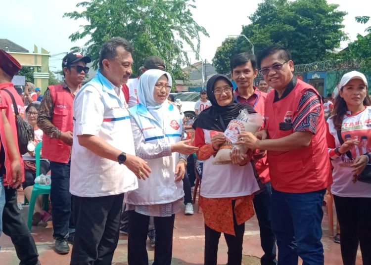 Komitmen Relawan Satahi Dukung Tri-Harris Lewat Aksi Sosial Tebus Beras Murah