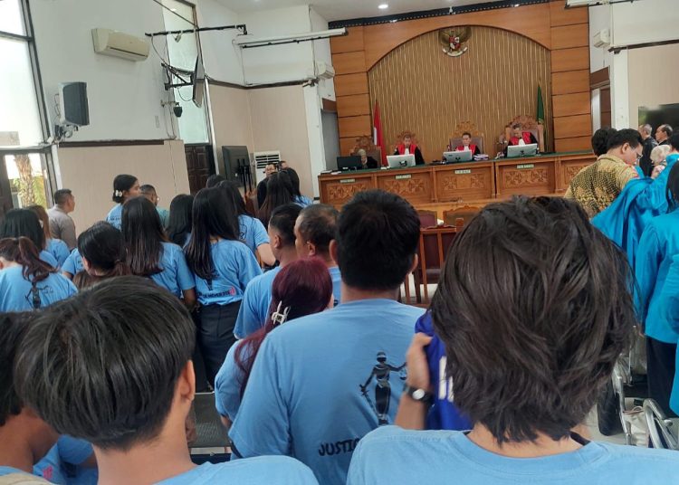 Pembacaan Pledoi, Ike Farida Klaim Tak Paham Hukum Tapi Berpengalaman Litigasi