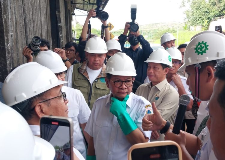 Gubernur DKI Jakarta Optimistis Atasi Masalah Sampah dengan Incinerator