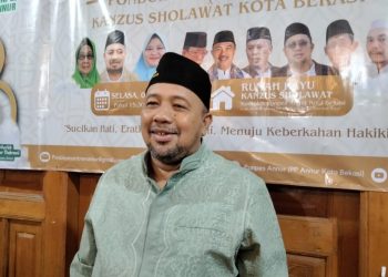 Halalbihalal Tradisional di Pondok Pesantren Annur Bekasi