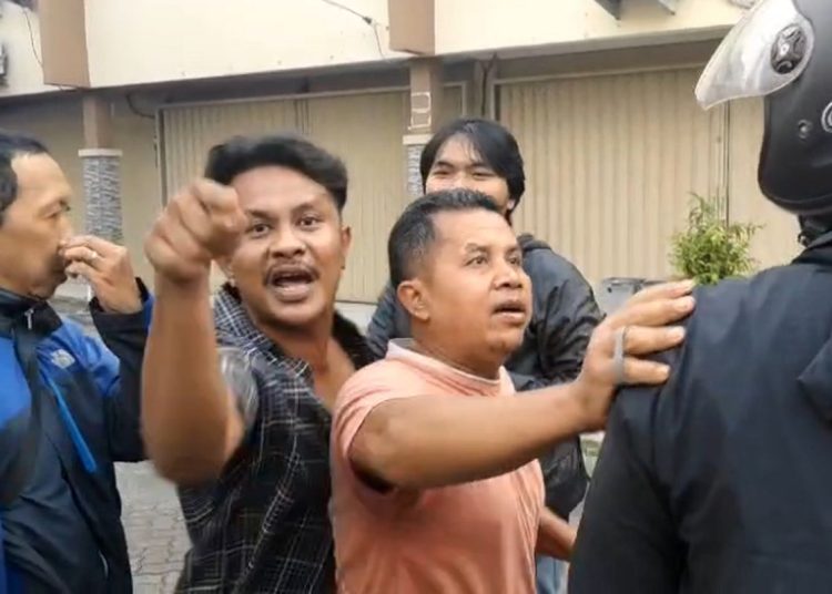 Hendak Meliput Penipuan Penyalur Tenaga Kerja, Sejumlah Wartawan di Intimidasi OTK