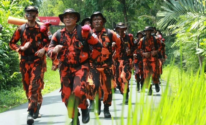 Kemendagri Larang Ormas Gunakan Atribut Mirip TNI, Polri, dan Kejaksaan