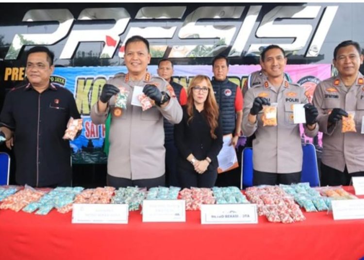 Polres Metro Bekasi Kota Ungkap Kasus Narkotika Senilai Rp10 Miliar