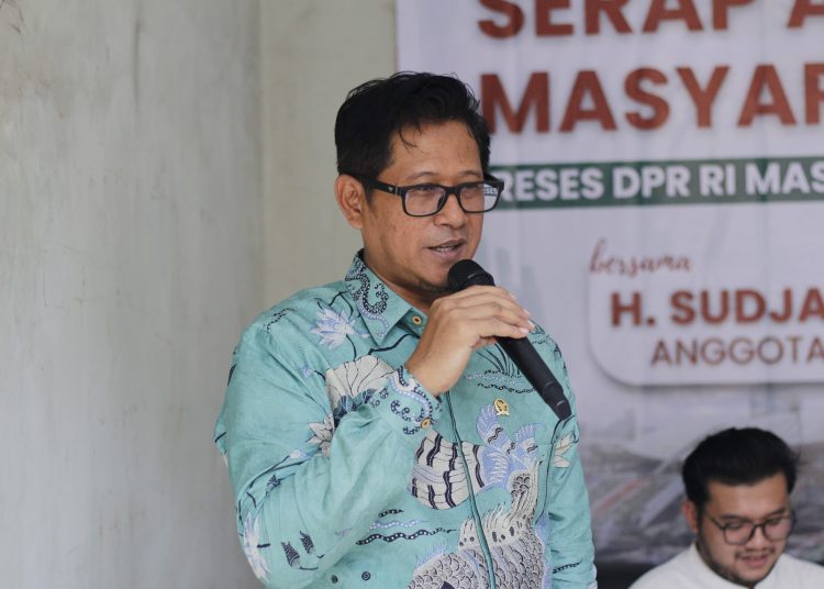 Jamaah Haji Terlantar, DPR RI Minta Pemerintah Tuntaskan Masalah Haji 2025