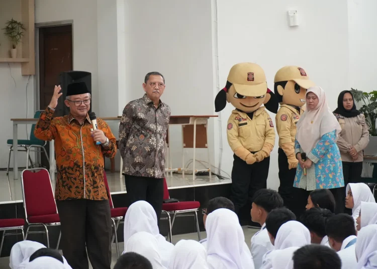 MPLS Hari Kedua di SMA Rakyat 13 Bekasi Penuh Inspirasi dan Karakter