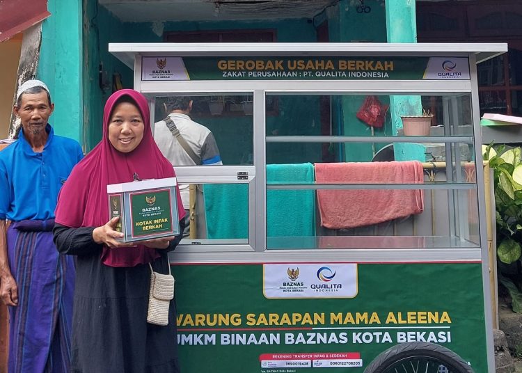 Baznas Kota Bekasi Salurkan 29 Gerobak UMKM di 56 Kelurahan