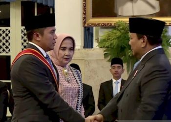 Prabowo Anugerahkan Bintang Mahaputera Utama kepada Teddy Indra Wijaya, Apa Jasanya?