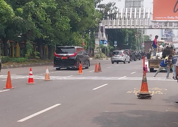 Pemkot Bekasi Serius Tangani Balap Liar, Pasang Pita Penggaduh di Titik Strategis