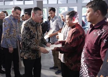 Wamen ATR Serahkan Sertipikat Tanah untuk UMKM Garut, Dorong Akses Permodalan