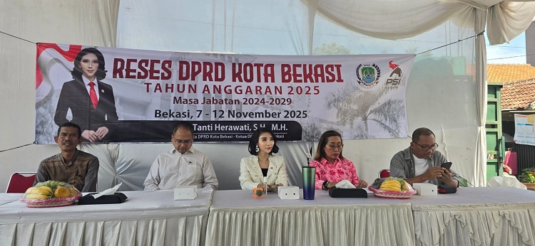 Tanti Herawati Fokus Perjuangkan Pendidikan dan Kesehatan dalam Reses Enam Hari