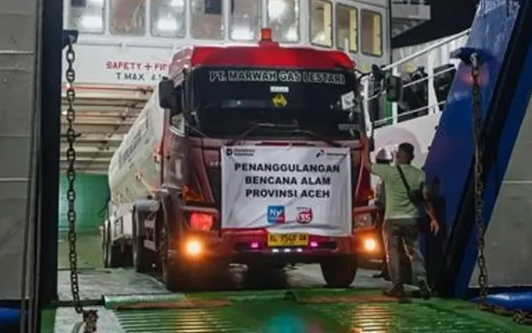 Pertamina Salurkan 983 Tabung LPG untuk Dapur Umum Pengungsian
