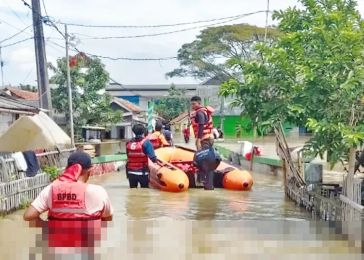 Banjir Bekasi, Kemensos Salurkan Bantuan bagi Ribuan Warga Terdampak