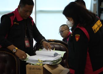 Kejari Kota Bekasi Geledah Kantor Disdagperin, Incar Komputer pada Kasus MCK