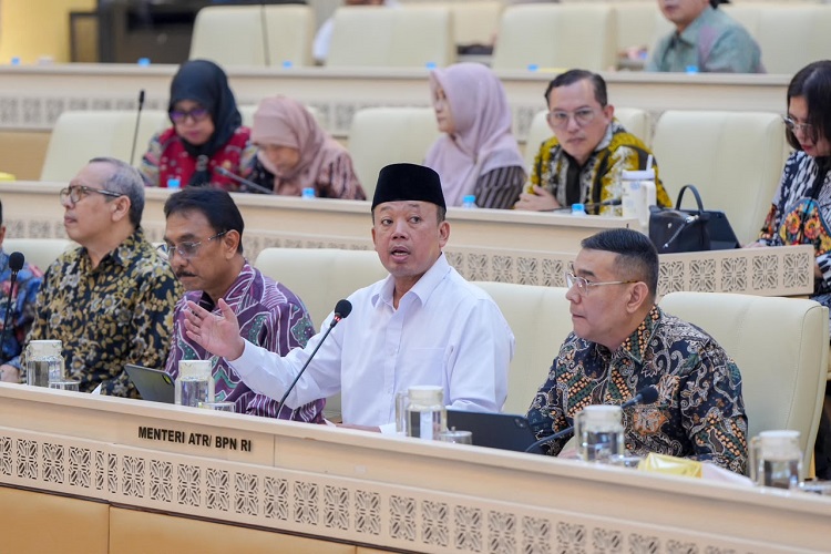 Menteri Nusron Dorong Penambahan Target PTSL pada Tahun 2027