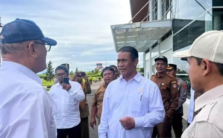 Mentan Amran Salurkan Rp1 Miliar untuk Perbaikan Masjid di Bener Meriah