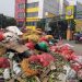 Warga Keluhkan Bau Menyengat Akibat Tumpukan Sampah Terminal Induk Kota Bekasi