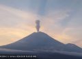 Status Siaga, Gunung Semeru Erupsi dengan Kolom Abu Setinggi 1 Kilometer