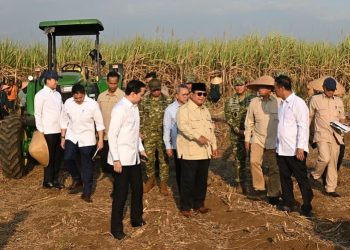 Menteri ATR/BPN Dampingi Prabowo Panen Raya TNI di Malang