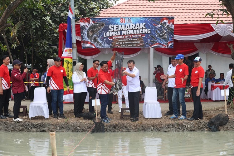 Semarak HUT ke-81 RI, Perumda Tirta Patriot Bekasi Bangun Soliditas Lewat Lomba Memancing