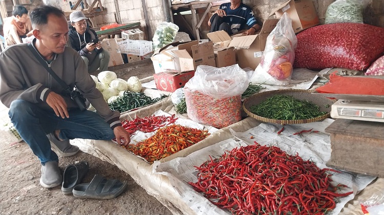 Harga Cabai Rawit Merah di Kota Bekasi Tembus Rp80.000 per Kilogram