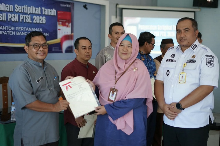 Program PTSL Bantu Warga Raih Kepastian Hukum Tanah